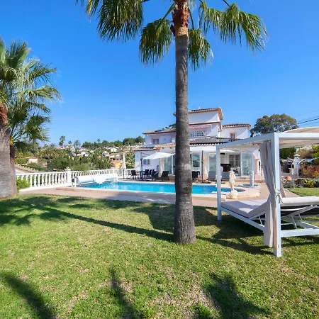 Villa Septimo Cielo By Interhome